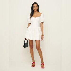 NWOT Reformation Calie Dress in White Mini Short Puff Sleeves Cotton Size 2